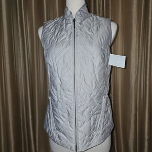 JH Colectables Women's Quilted Cream Vest Size Small NWT